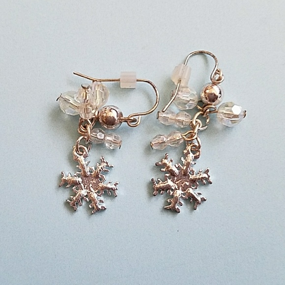 LOT OF TWO EARRINGS - Picture 5 of 5